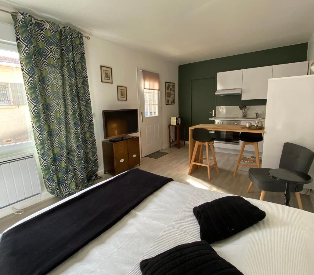 Studio Climatise Dans Un Ancien Domaine Viticole Montpellier Ngoại thất bức ảnh