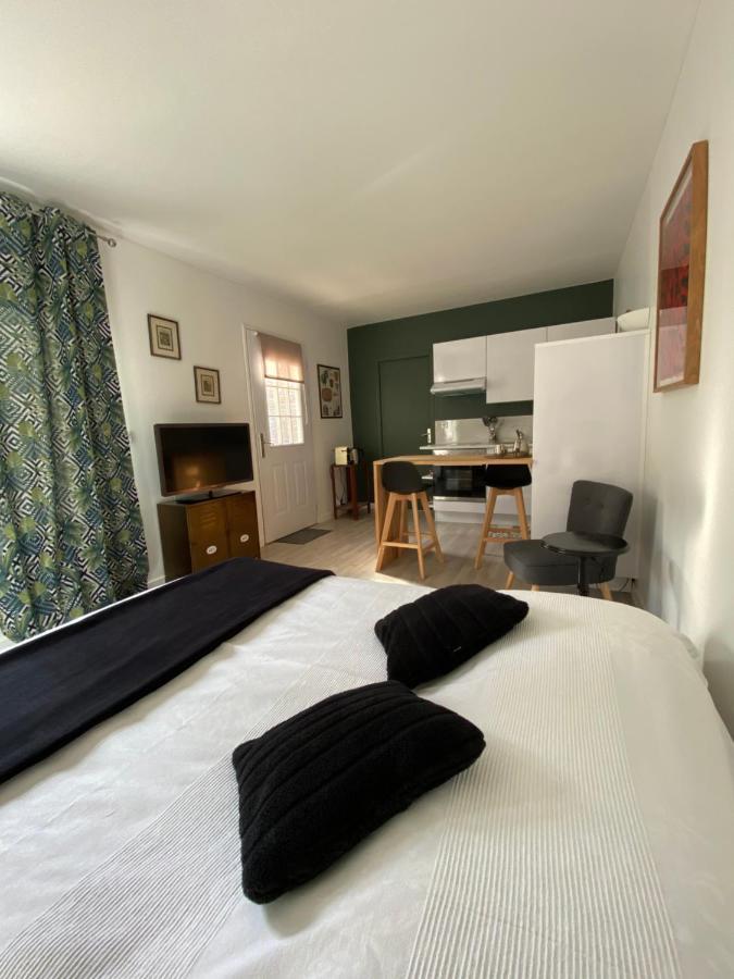 Studio Climatise Dans Un Ancien Domaine Viticole Montpellier Ngoại thất bức ảnh